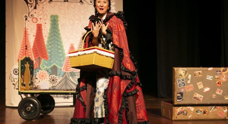 Teatro Marília recebe peça infantil “Chapeuzinho Vermelho”