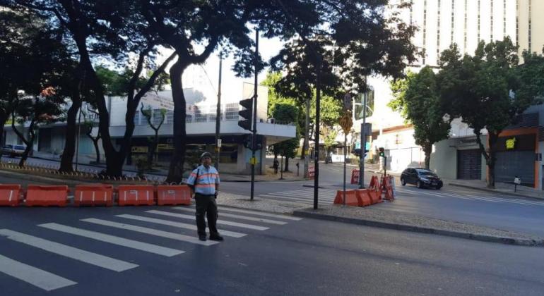 Prefeitura realiza operação de trânsito no bairro Olhos D’Água no dia 18/5 Operação de trânsito