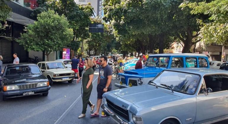 A Rua é Nossa tem oficina de dança, exposições de carros antigos e recreações infantis, neste domingo (4) A Rua é Nossa tem oficina de dança, exposições de carros antigos e recreações infantis, neste domingo (4)