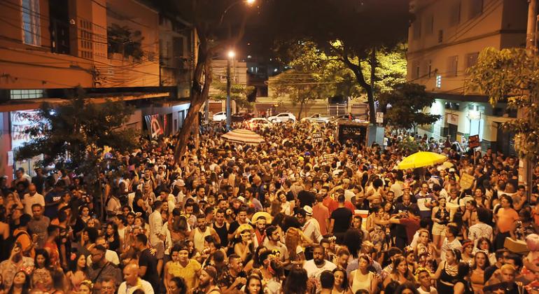 Operação Carnaval de Belo Horizonte 2020 no domingo, dia 9 Foliões curtindo o carnaval de Belo Horizonte