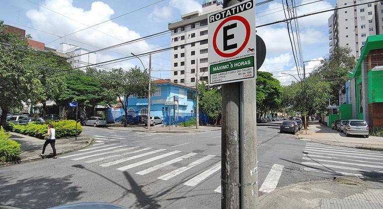 Estacionamento rotativo liberado durante o Carnaval Belo Horizonte 2023