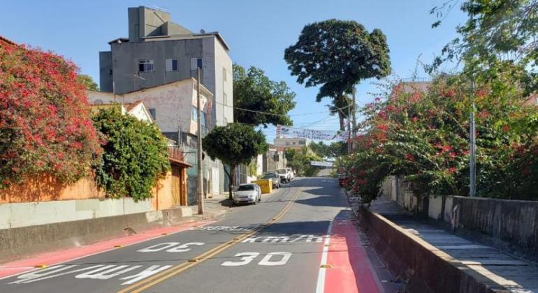 Nova ciclofaixa no bairro Santa Tereza Ciclovia no Santa Tereza
