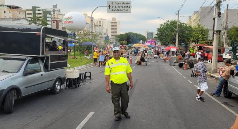 PBH realiza esquema de trânsito e transporte para desfiles do Pré-Carnaval