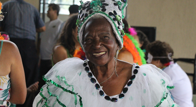 Centro de Referência da Pessoa Idosa recebe Corte Momesca em Ressaca de Carnaval