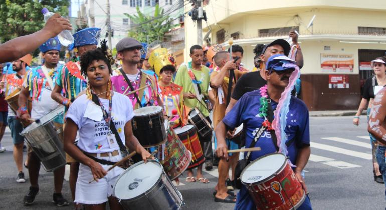 Cortejos celebram a inclusão e cidadania da população em situação de rua