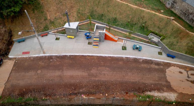 Jardim Felicidade, na região Norte de BH, vai ganhar uma "rua de estar" Jardim Felicidade, na região Norte de BH, vai ganhar uma "rua de estar"