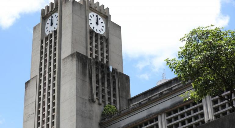 Após passar por modernização, relógio da sede da PBH volta a funcionar Após passar por modernização, relógio da sede da PBH volta a funcionar