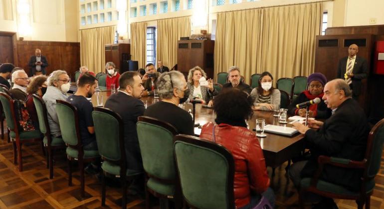 Prefeito Fuad Noman recebe carta de apoio às regras do Plano Diretor Prefeito Fuad Noman recebe carta de apoio às regras do Plano Diretor