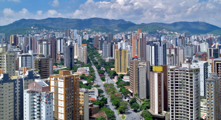 Confira o funcionamento da Prefeitura no feriado de 15 de novembro Visão do centro de BH