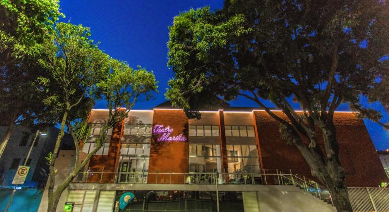 Espetáculo gratuito “Rebenta” traduz afetos por meio da dança no Teatro Marília