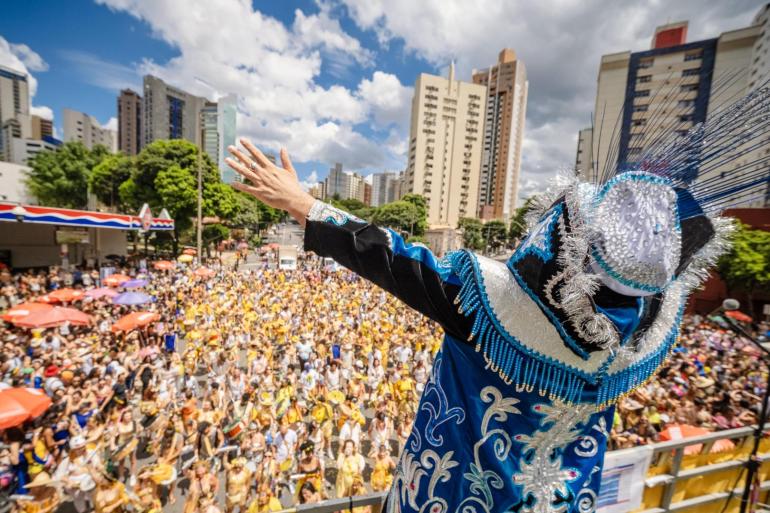 Mais de 155 mil foliões movimentam as ruas de BH em 116 cortejos no segundo final de semana do Carnaval