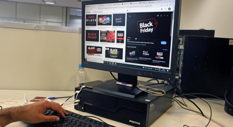 Procon-BH prepara cartilha para alertar consumidores sobre Black Friday