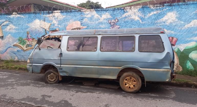 Operação da PBH já retirou 92 veículos abandonados das ruas da capital