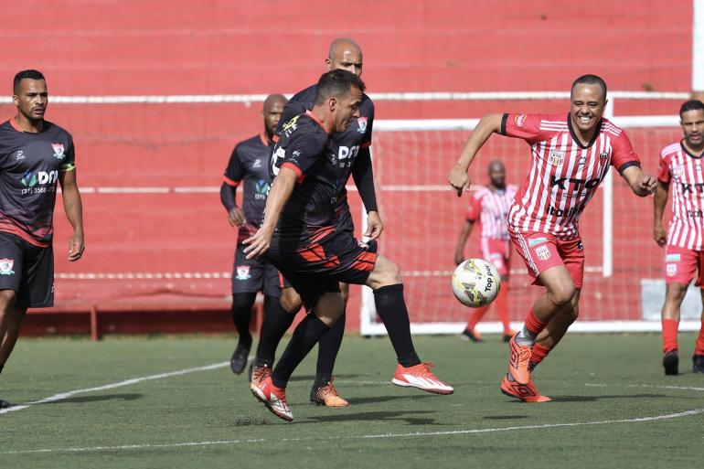Copa Centenário de Futebol Amador disputa oitavas de final e abre o Master 40 neste sábado