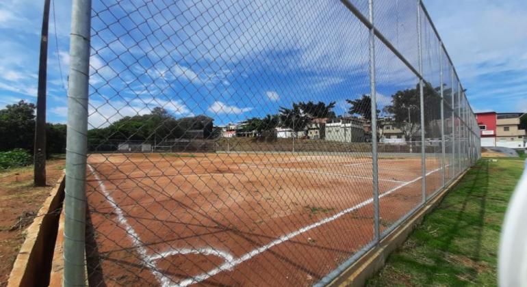 Sudecap finaliza reforma do Campo de Futebol do Real, na região do Barreiro Sudecap finaliza reforma do Campo de Futebol do Real, na região do Barreiro
