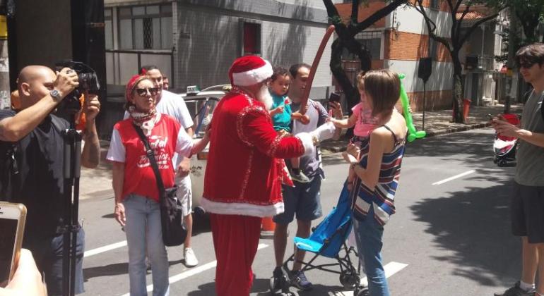 No primeiro domingo de dezembro, programação do A Rua é Nossa entra no clima natalino