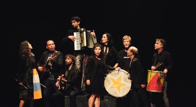 De Tempo Somos, do Galpão, dá início ao Circuito Municipal de Cultura de BH De Tempo Somos, do Galpão, dá início ao Circuito Municipal de Cultura de BH