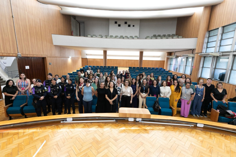 PBH promove palestras sobre empoderamento feminino e atuação na segurança pública PBH promove palestras sobre empoderamento feminino e atuação na segurança pública