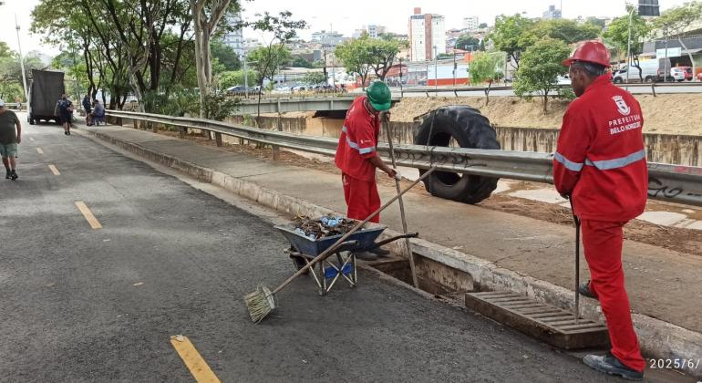 PBH atua na prevenção de enchentes com 39 obras de drenagem e limpeza de bocas de lobo em 2025