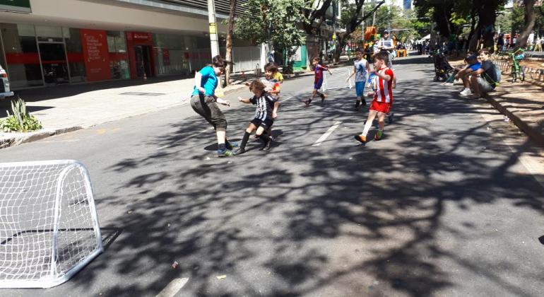 Prefeitura retoma programa 'BH é da Gente' neste domingo, dia 24 Prefeitura retoma programa 'BH é da Gente' neste domingo, dia 24