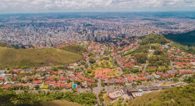 PBH faz evento para estimular o empreendedorismo e a criatividade a favor da transformação do turismo PBH faz evento para estimular o empreendedorismo e a criatividade a favor da transformação do turismo