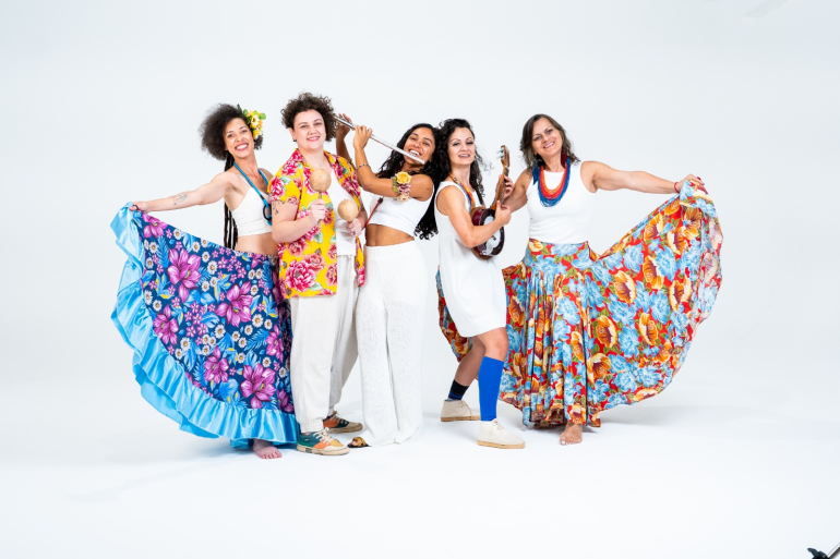 Grupo feminino apresenta show que entrelaça ancestralidade e música brasileira