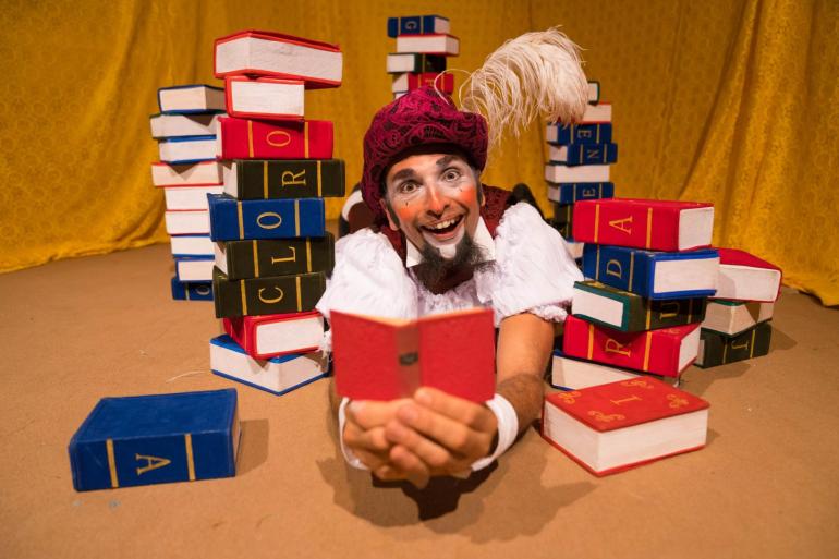 Teatros municipais trazem programação de férias com espetáculos gratuitos para as crianças Teatros municipais trazem programação de férias com espetáculos gratuitos para as crianças