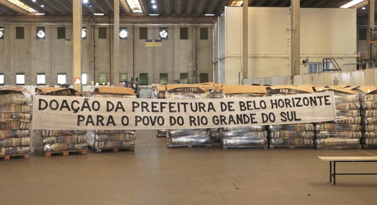 Prefeitura de Belo Horizonte doa 1 mil cestas básicas ao Rio Grande do Sul