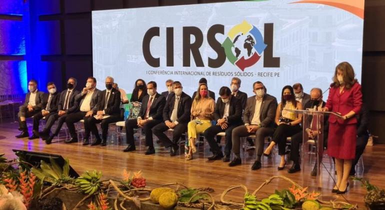 Em Pernambuco, Belo Horizonte participa de conferência internacional para debater resíduos sólidos Em Pernambuco, Belo Horizonte participa de conferência internacional para debater resíduos sólidos