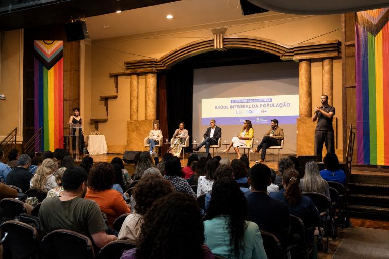 Congresso Municipal fortalece debate sobre a saúde integral da população LGBTQIAPN+ em BH Congresso Municipal fortalece debate sobre a saúde integral da população LGBTQIAPN+ em BH