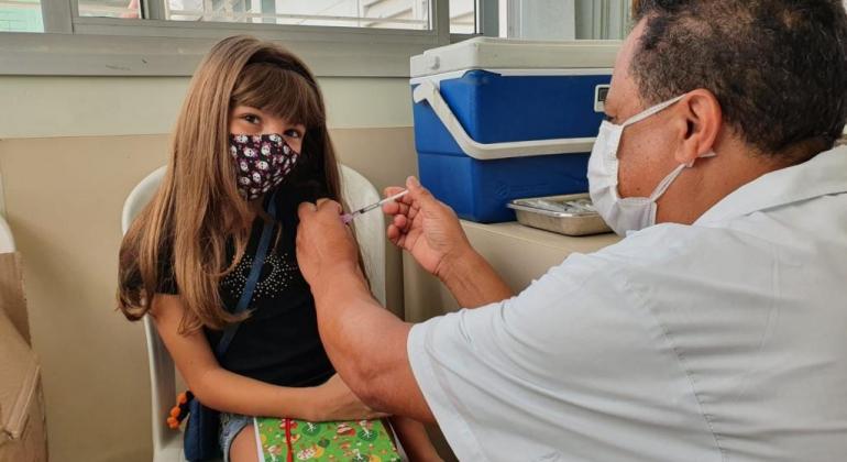 Vacinação contra a Covid-19 para público infantil será em centros de saúde