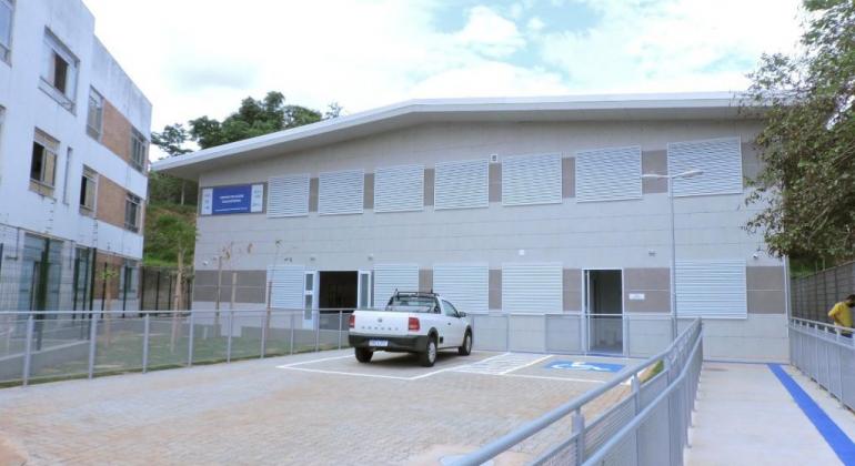 Prefeitura entrega nova sede do Centro de Saúde Zilah Spósito Prefeitura entrega nova sede do Centro de Saúde Zilah Spósito