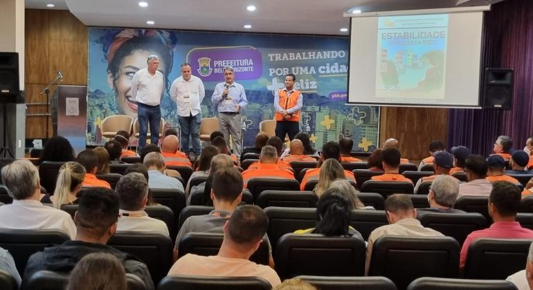  ABMS capacita agentes da Defesa Civil de Belo Horizonte