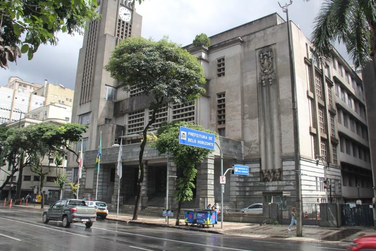 BH expande parceria com Estado para intercâmbio em inteligência artificial e desburocratização BH expande parceria com Estado para intercâmbio em inteligência artificial e desburocratização