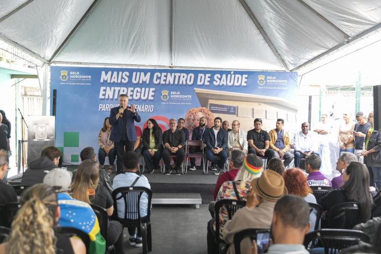 PBH inaugura nova unidade e chega a 154 centros de saúde na capital