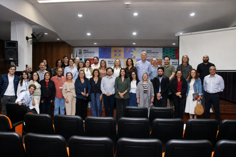 Imagem mostra participantes Fóruns das Áreas de Diretrizes Especiais (Fades), instâncias responsáveis por acompanhar e debater as políticas urbanísticas em regiões da cidade.