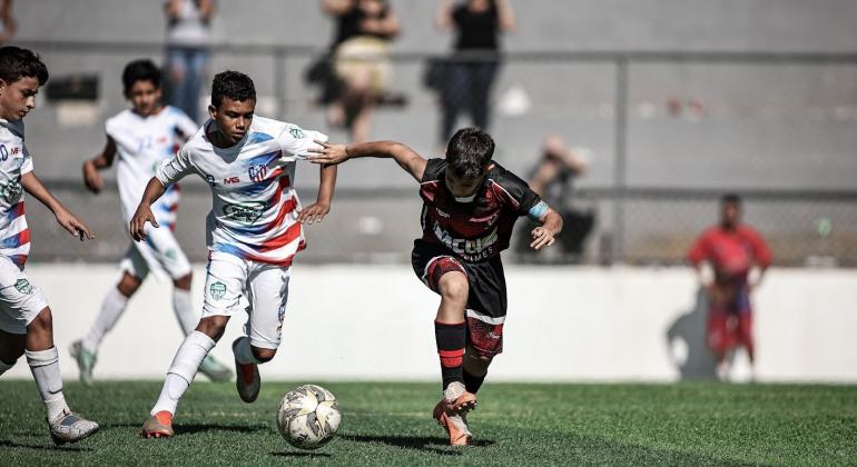 Sábado (14) será de decisão nas categorias sub-14 e sub-15 da Copa Centenário