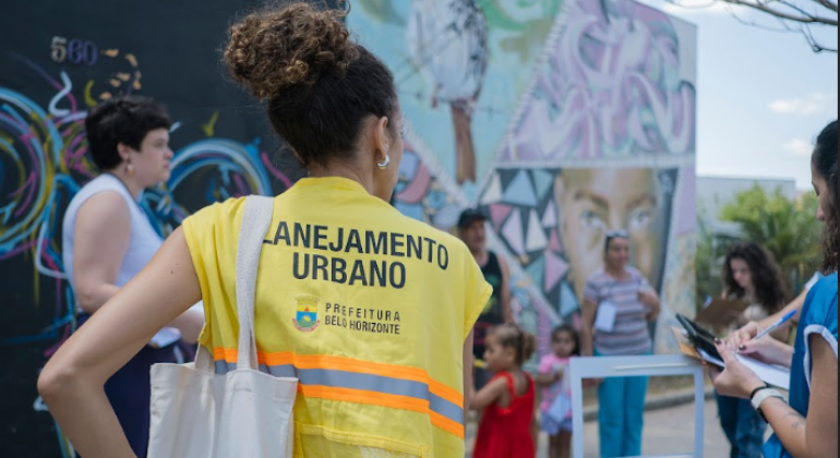 Caminhada pelo Bairro São Geraldo mapeia atividades na Avenida Itaité