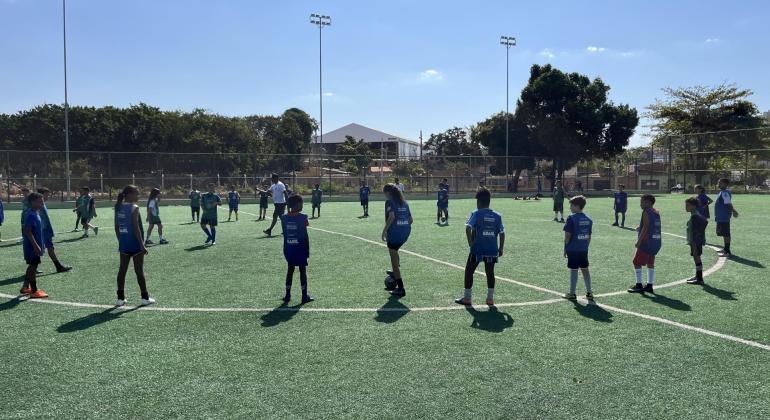 Seleções do Futuro tem 645 vagas abertas em escolinhas de futebol