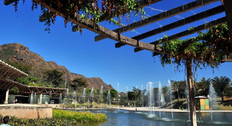 Praça das Águas no Parque das Mangabeiras 