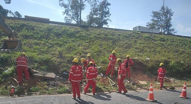 Novo Anel terá faixas interditadas desta terça (23) à quinta-feira (25) para limpeza
