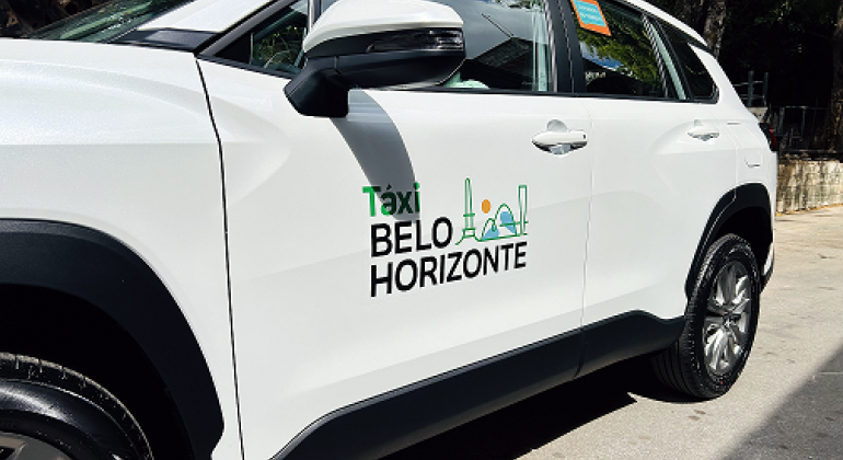 Taxistas de BH têm até 10 de julho para instalar a nova marca