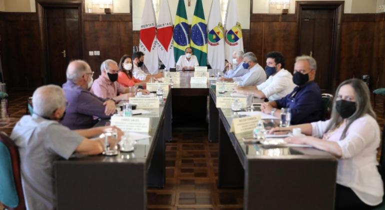 Reunião na PBH discute agilização de obras em Belo Horizonte Reunião na PBH discute agilização de obras em Belo Horizonte