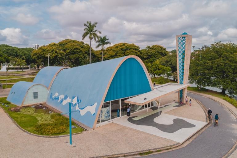 Igreja de São Francisco de Assis, um dos principais símbolos do Conjunto Moderno da Pampulha, em Belo Horizonte.