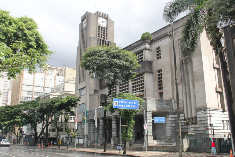 PBH nomeia 127 aprovados em concursos com destaque para as áreas de Educação e Fiscalização Urbanística e Ambiental PBH nomeia 127 aprovados em concursos com destaque para as áreas de Educação e Fiscalização Urbanística e Ambiental
