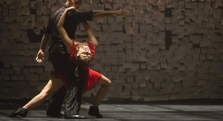 Memórias compartilhadas inspiram espetáculo no Teatro Raul Belém Machado