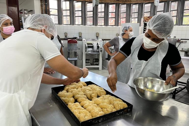 Começam nesta segunda-feira (6) as inscrições para os cursos de gastronomia da PBH