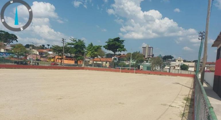 Campo do Pastoril retoma função sócio-recreativa após reforma Campo do Pastoril retoma função sócio-recreativa após reforma