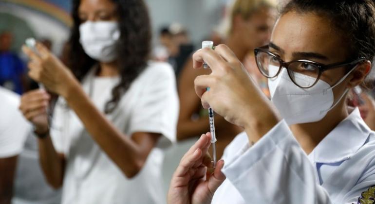  Prefeitura inicia aplicação da vacina contra a gripe em pessoas com comorbidade