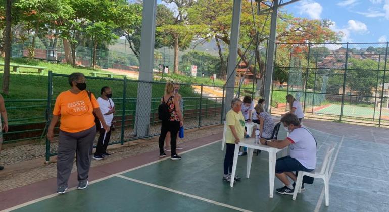 Vida Ativa retoma atividades presenciais para pessoas acima de 50 anos Vida Ativa retoma atividades presenciais para pessoas acima de 50 anos